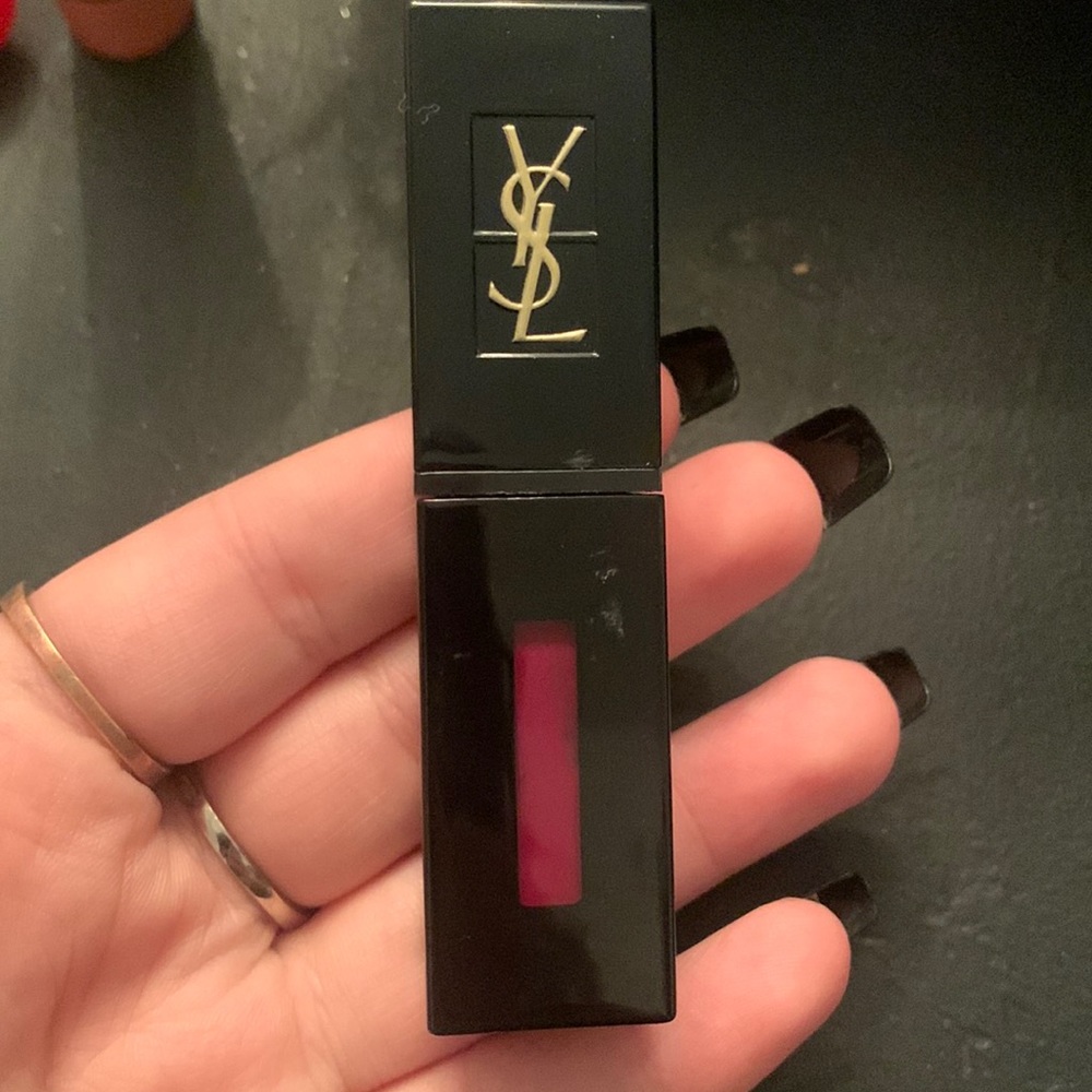 Lip gloss